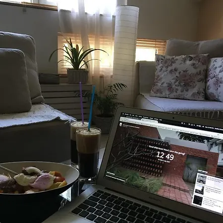 Chic & Cozy Central Loft Апартаменти *